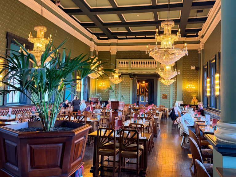 royal_buildings_interior